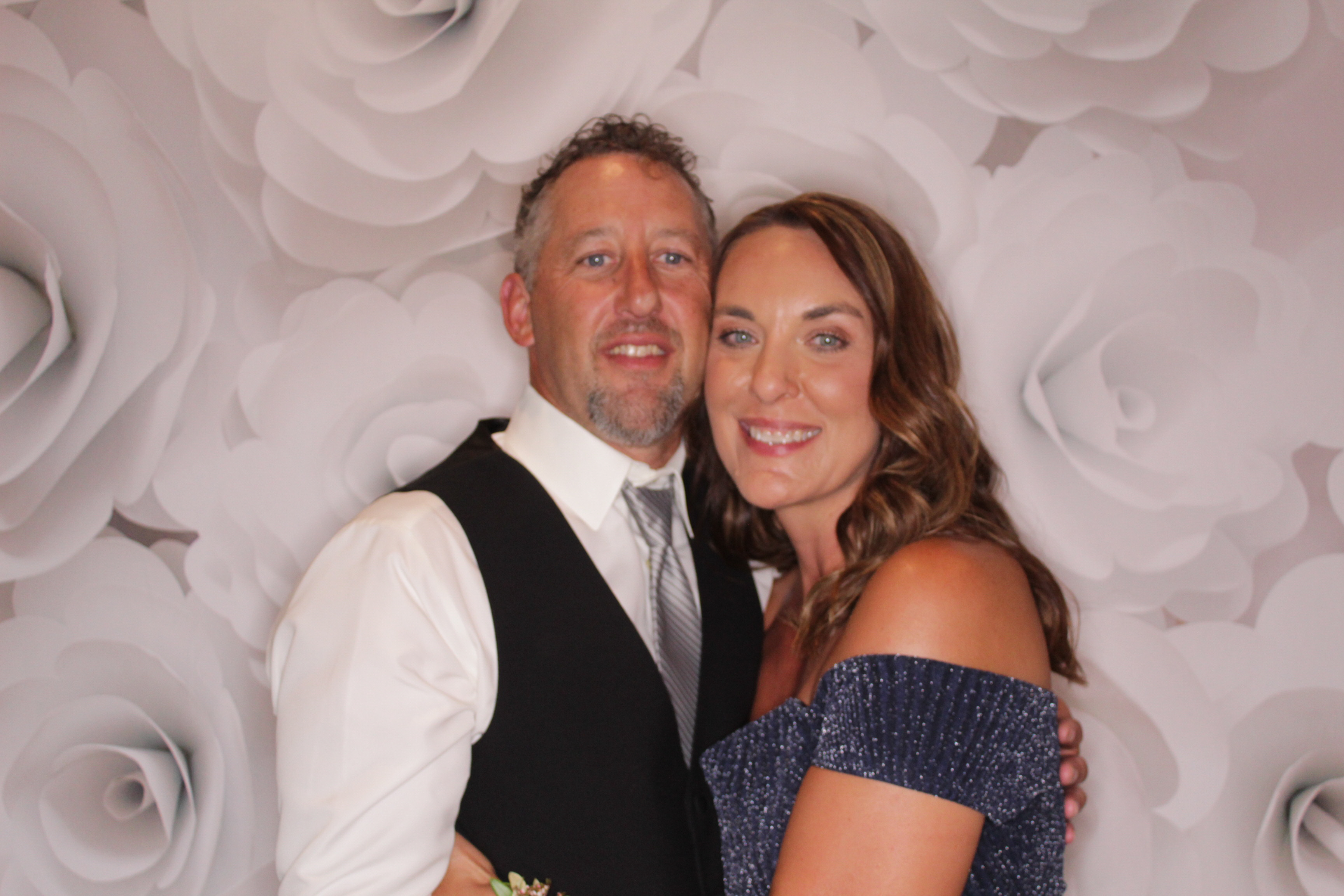 McKenzie & Ryan's Wedding | View more photos from the event at gallery.photoboothbillings.com/u/PhotoBoothBillings/McKenzie-Ryans-Wedding